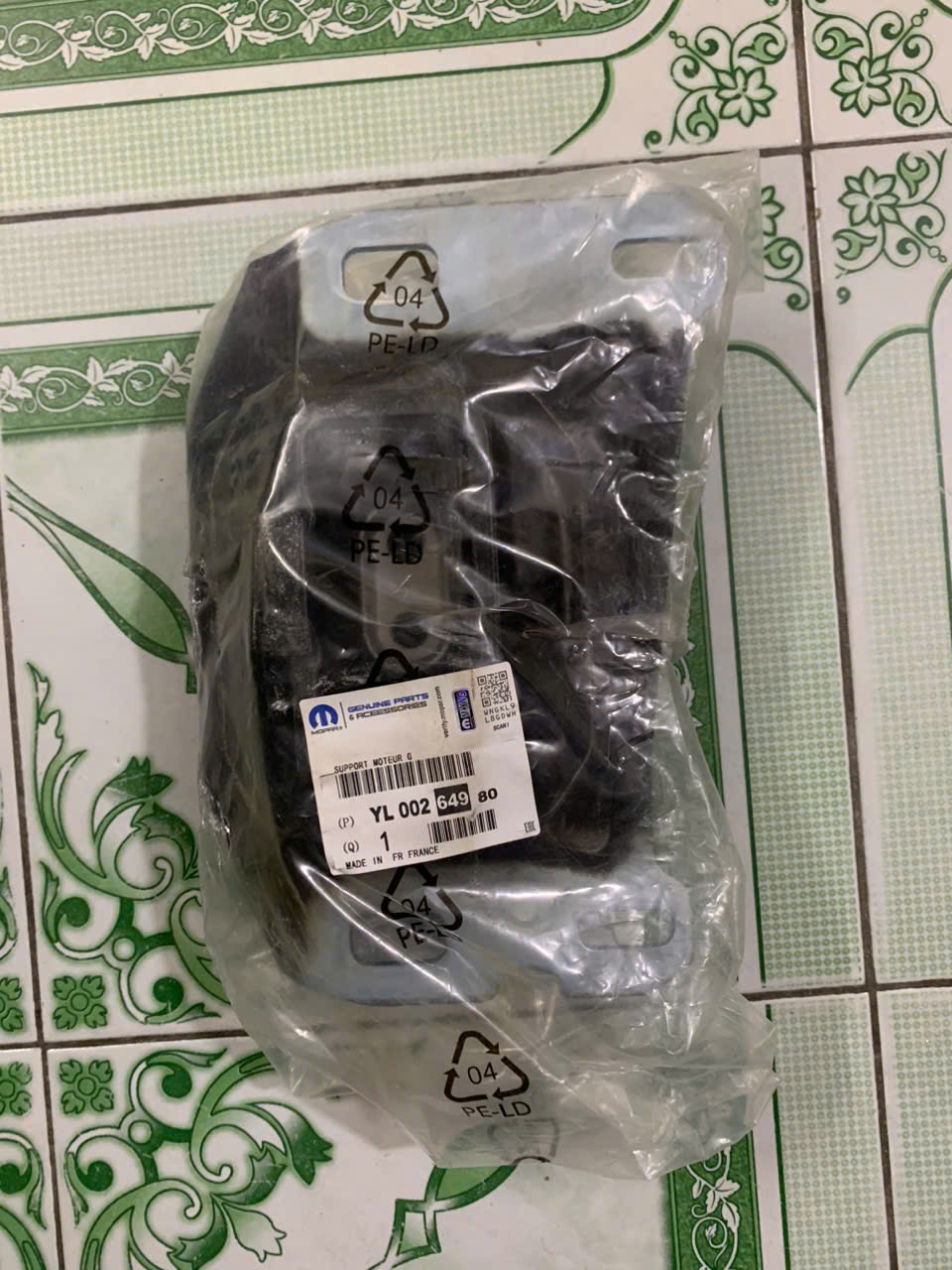 PEUGEOT CAO SU CHÂN MÁY SAU 3008 YL00264980